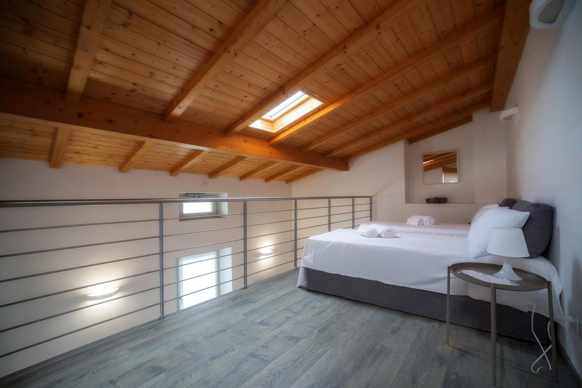 Lakefront Home Residenza Il Gallo In Riva Al Lago Pisogne Kültér fotó
